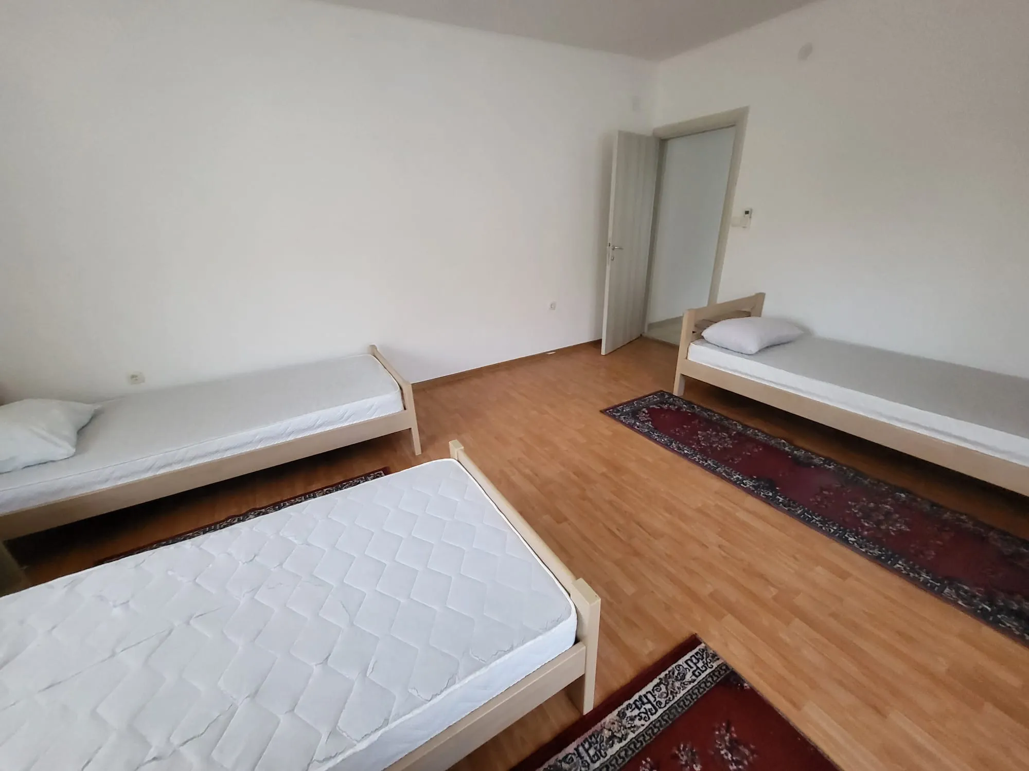 House with 10 apartments in Herceg Novi, Zelenika